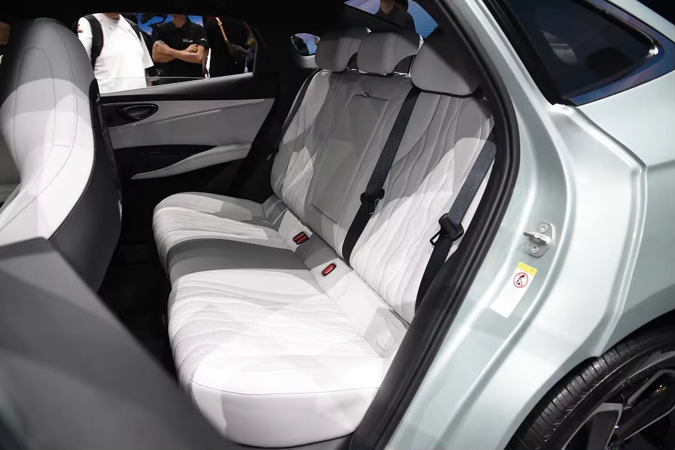 BYD Seal 6 DM-i For Sale - Image 4