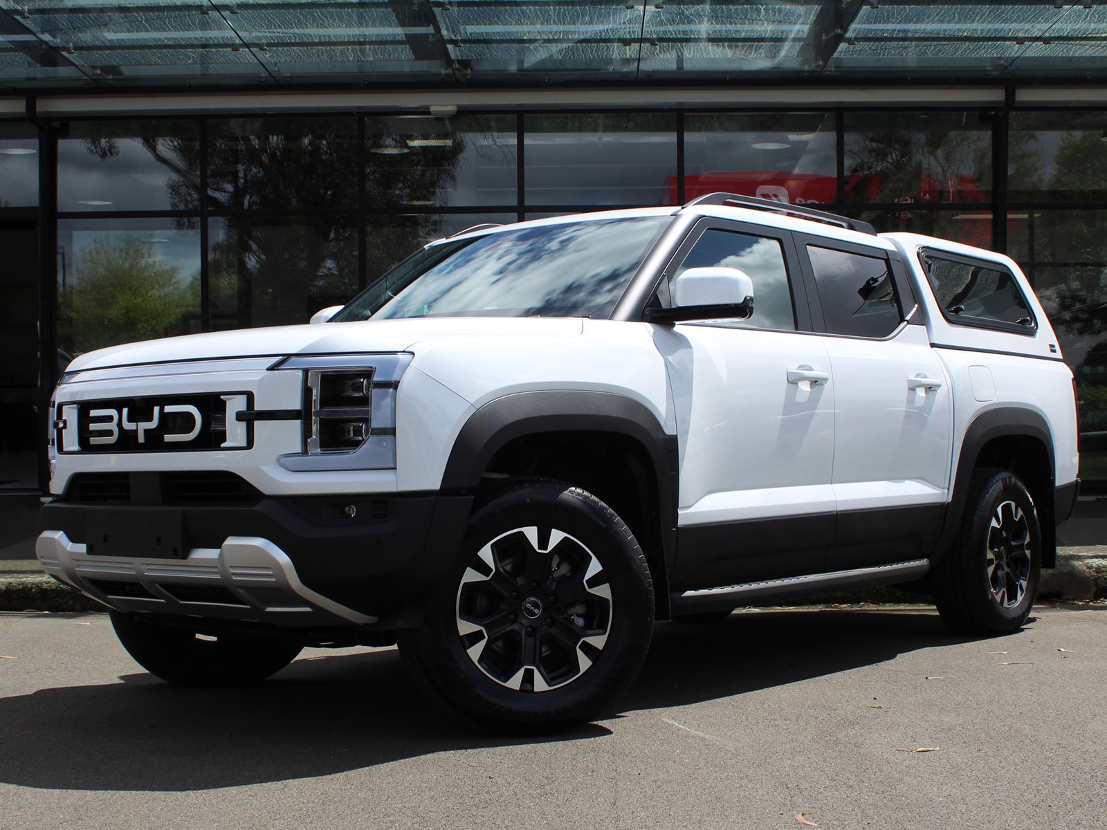 BYD Shark 6 Performance Pickup For Sale