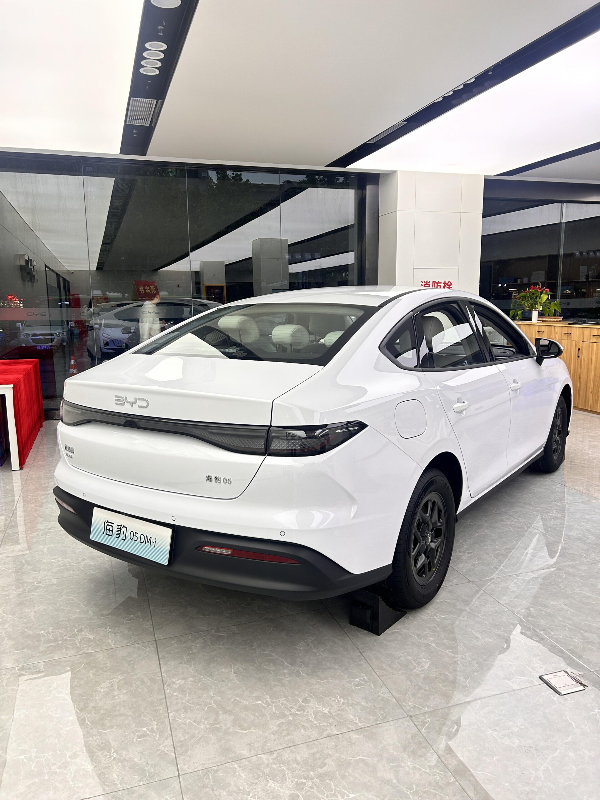 BYD Seal 5 DM-i For Sale - Image 6