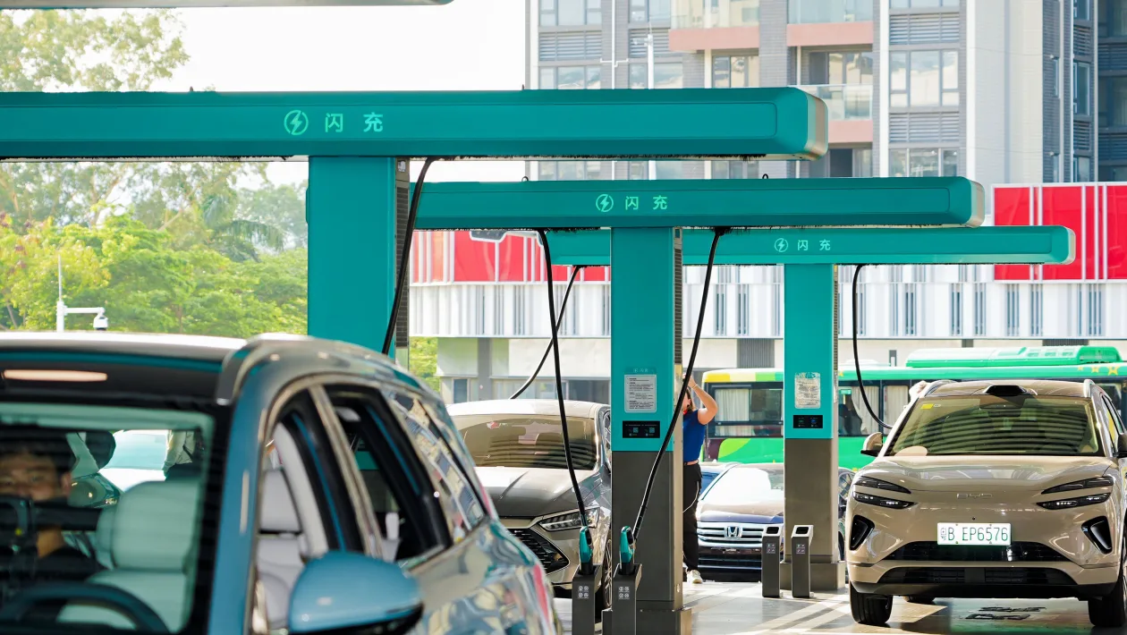 BYD Flash Charging Station For Sale - Image 3